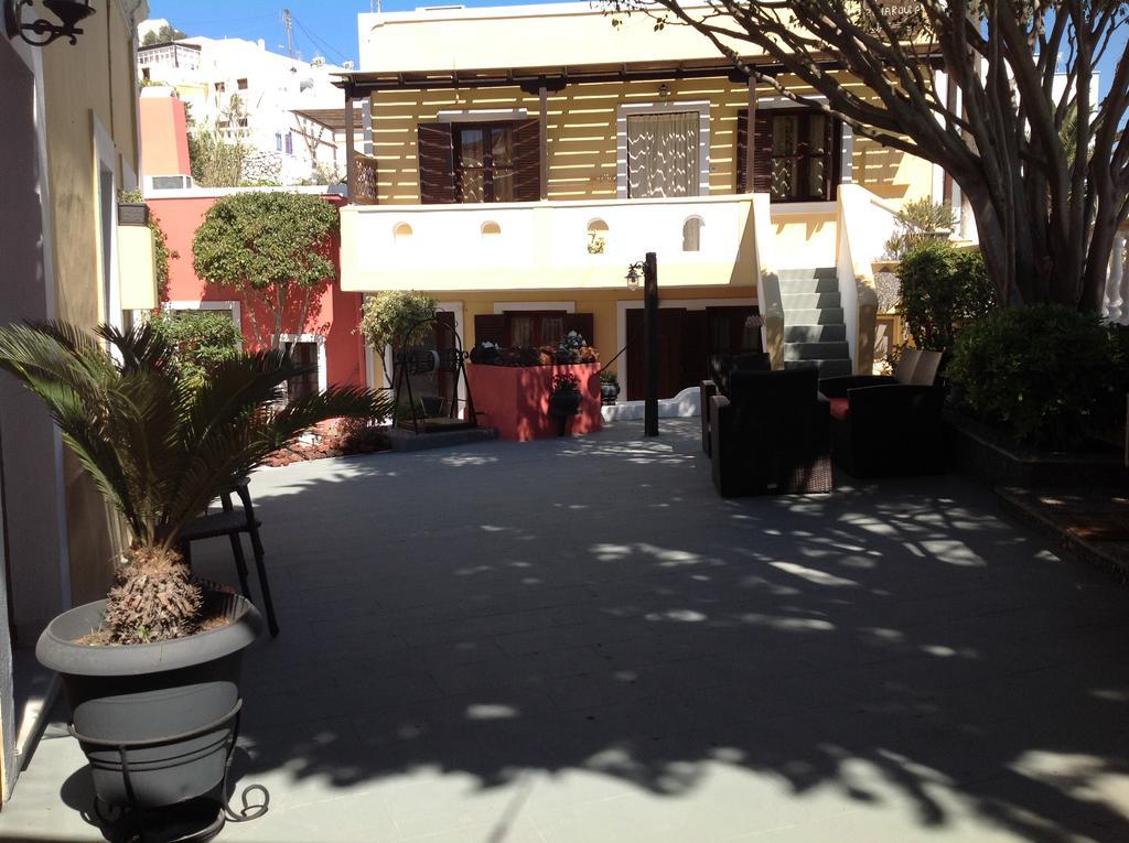 Pansion Zaharoula Hotel Fira  Luaran gambar